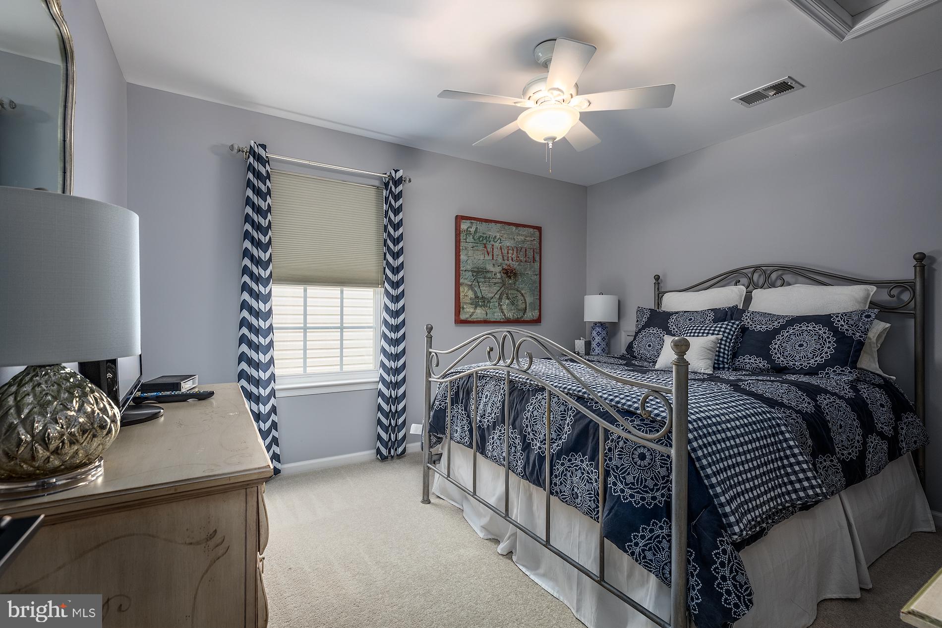 BLOOMS CROSSING - Residential