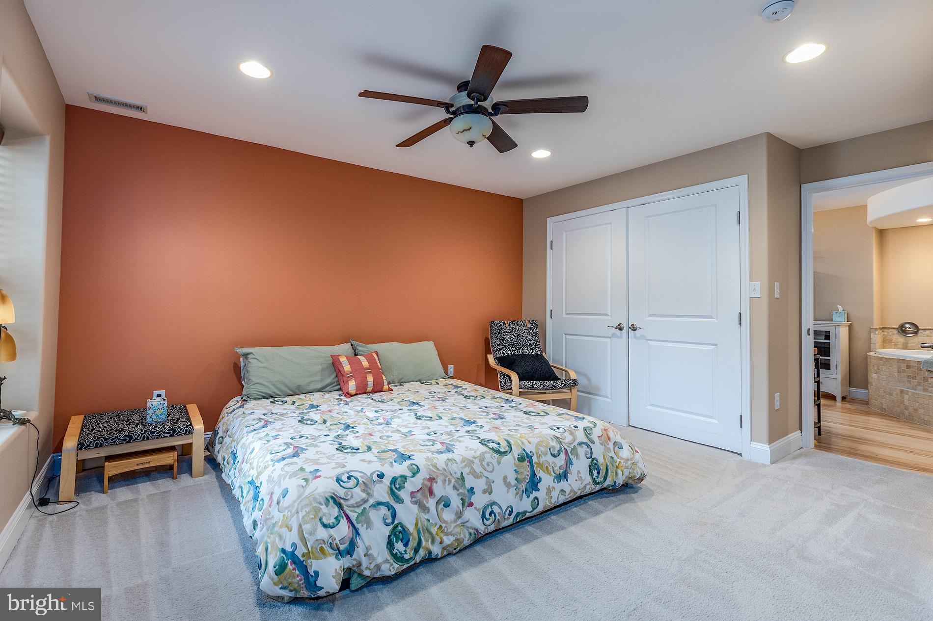 BLOOMS CROSSING - Residential