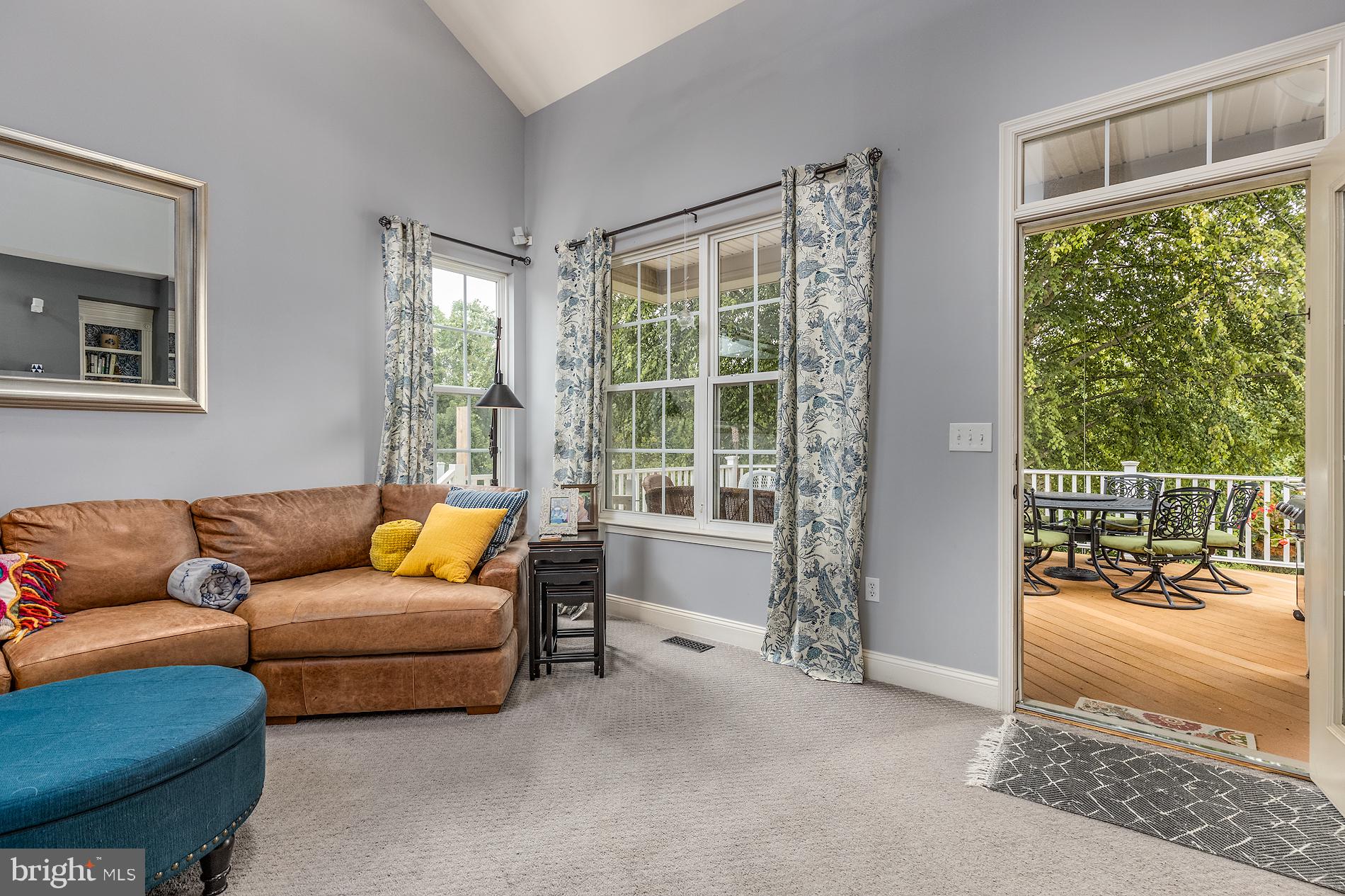 BLOOMS CROSSING - Residential