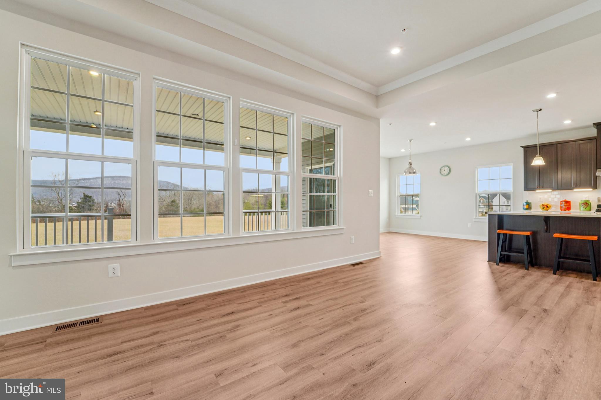 BROOKFIELD - Residential