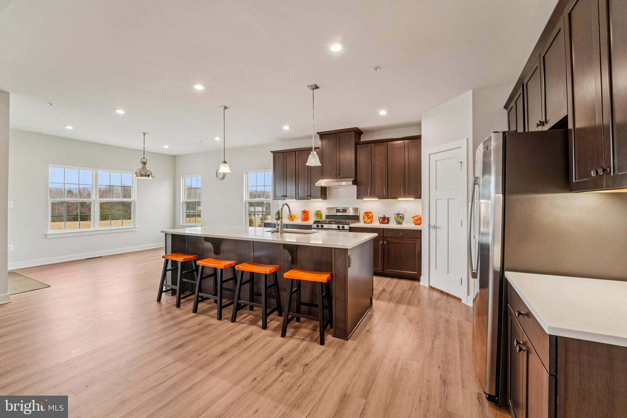 BROOKFIELD - Residential