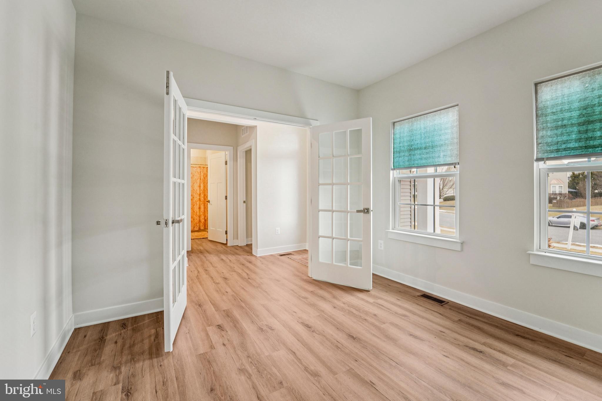 BROOKFIELD - Residential