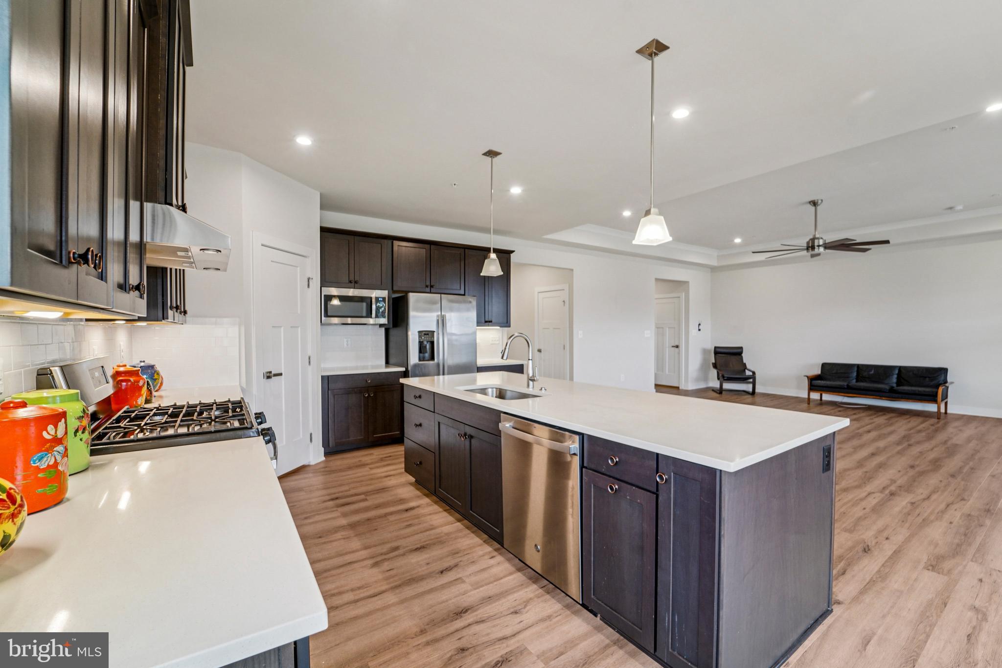 BROOKFIELD - Residential