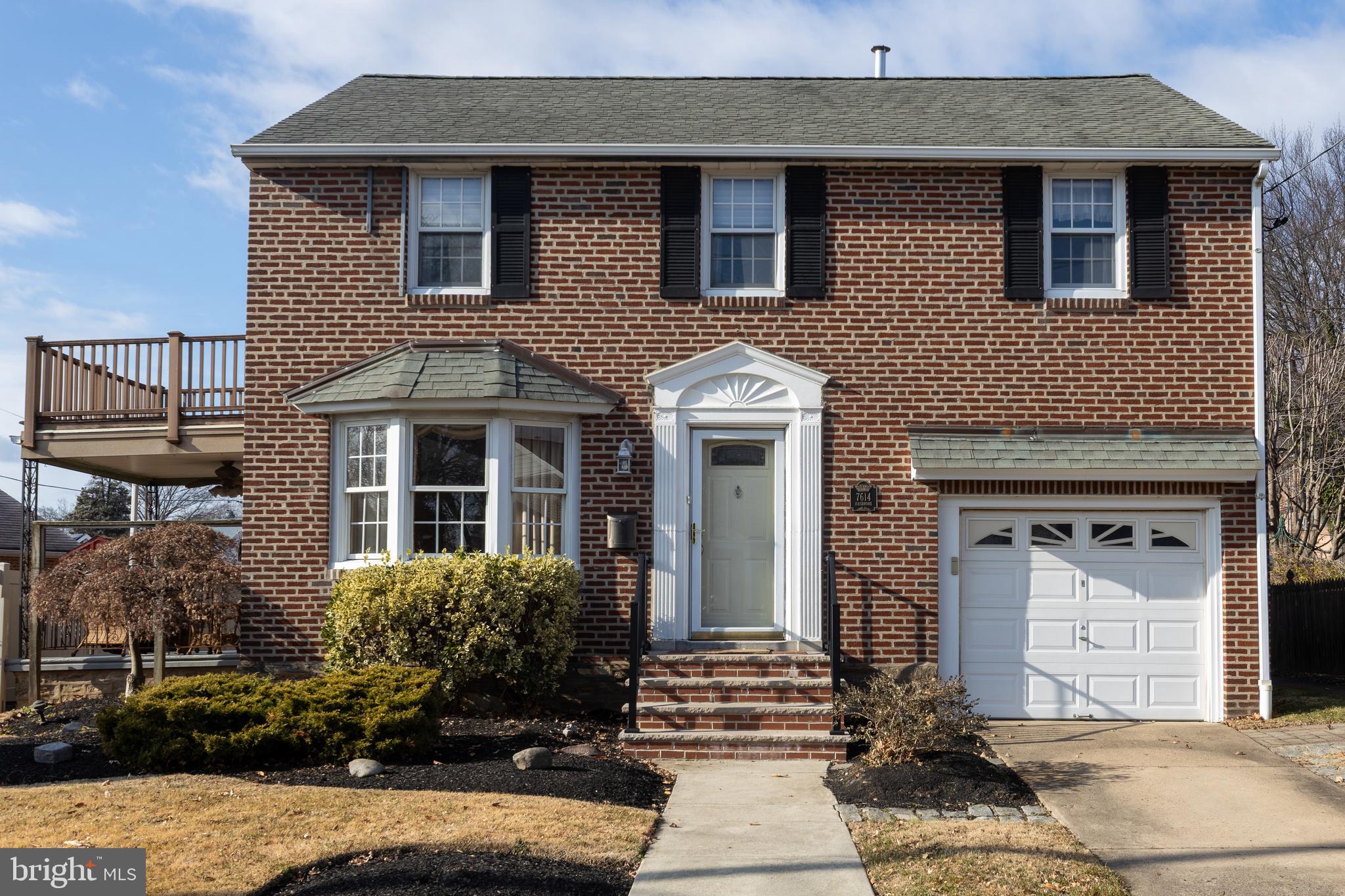 FOX CHASE - Residential