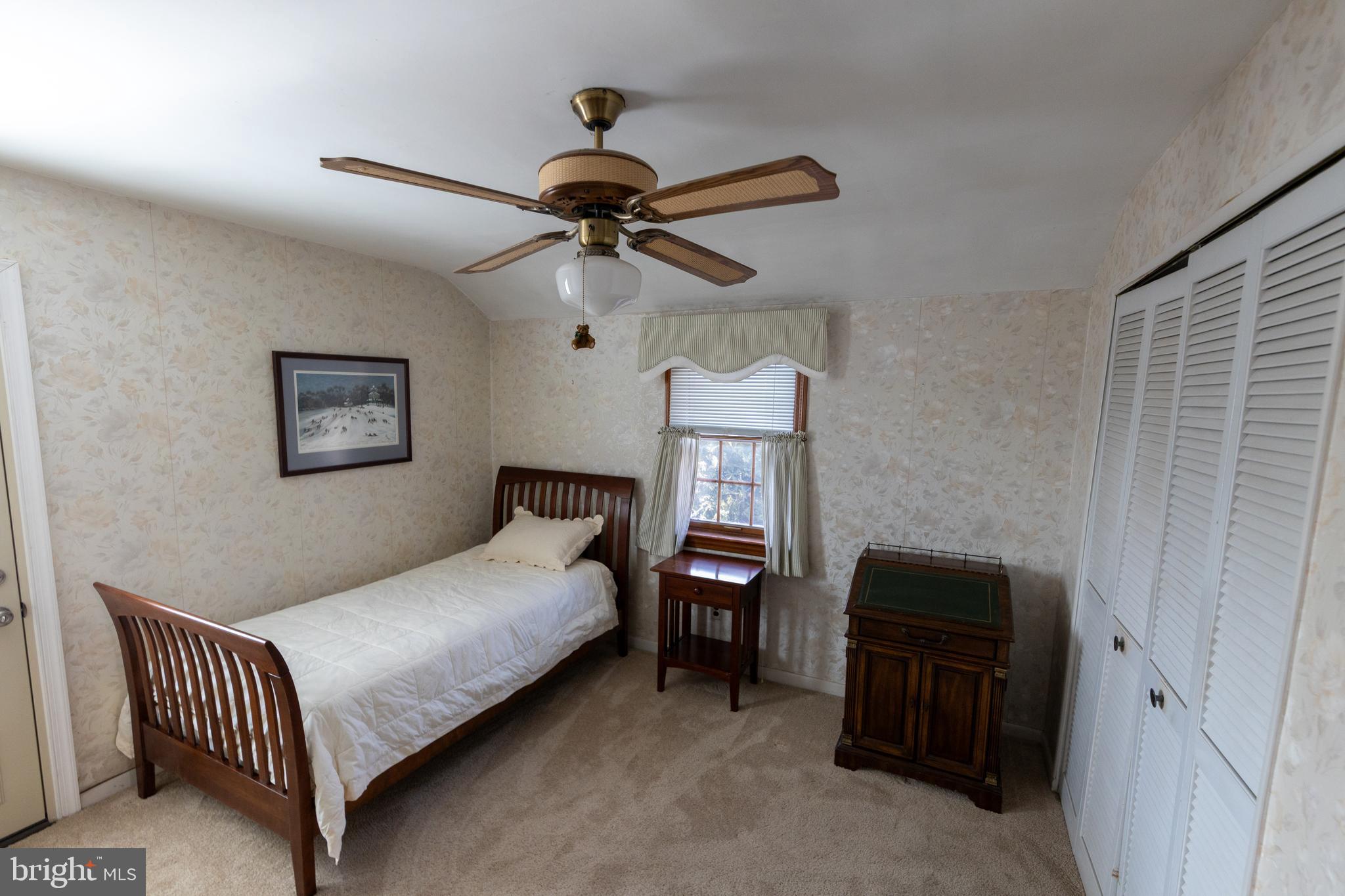 FOX CHASE - Residential