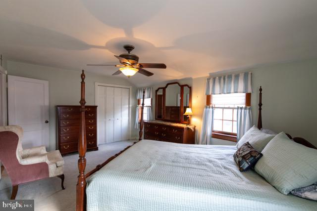 FOX CHASE - Residential