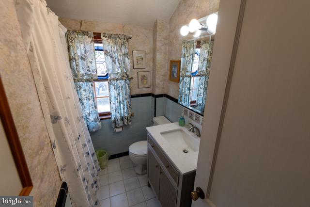 FOX CHASE - Residential