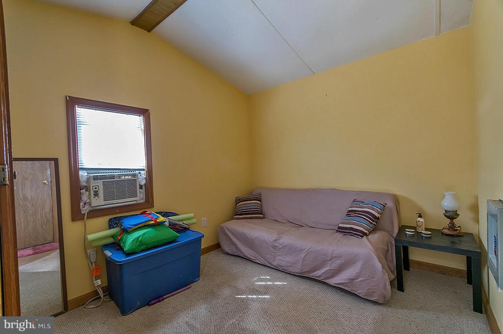 RIVER BEND - Residential