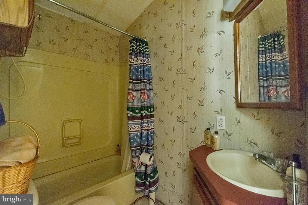 RIVER BEND - Residential