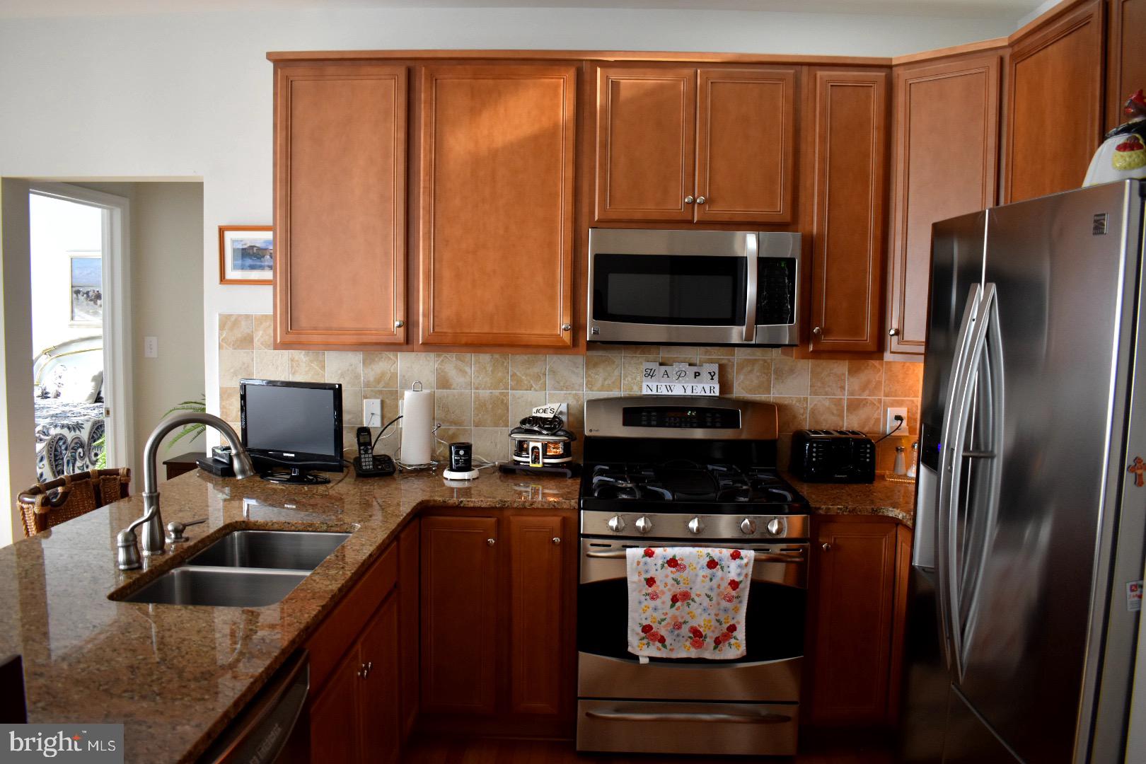 ARBOURS AT EAGLE POINT - Residential