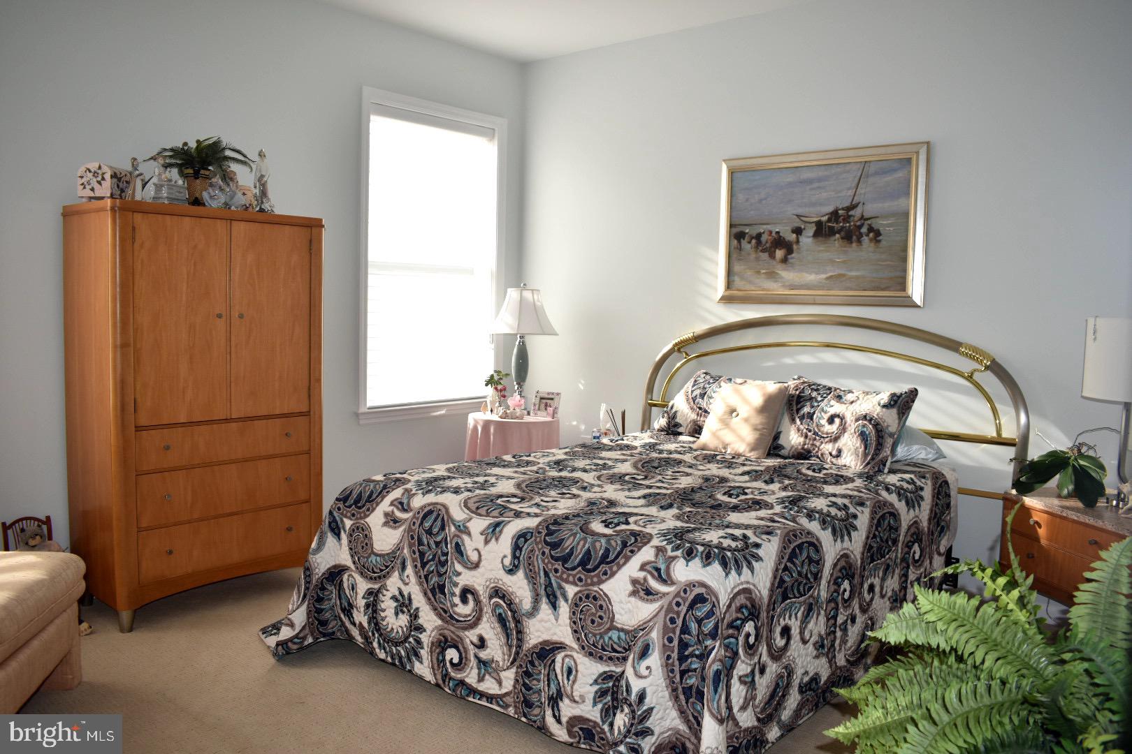 ARBOURS AT EAGLE POINT - Residential