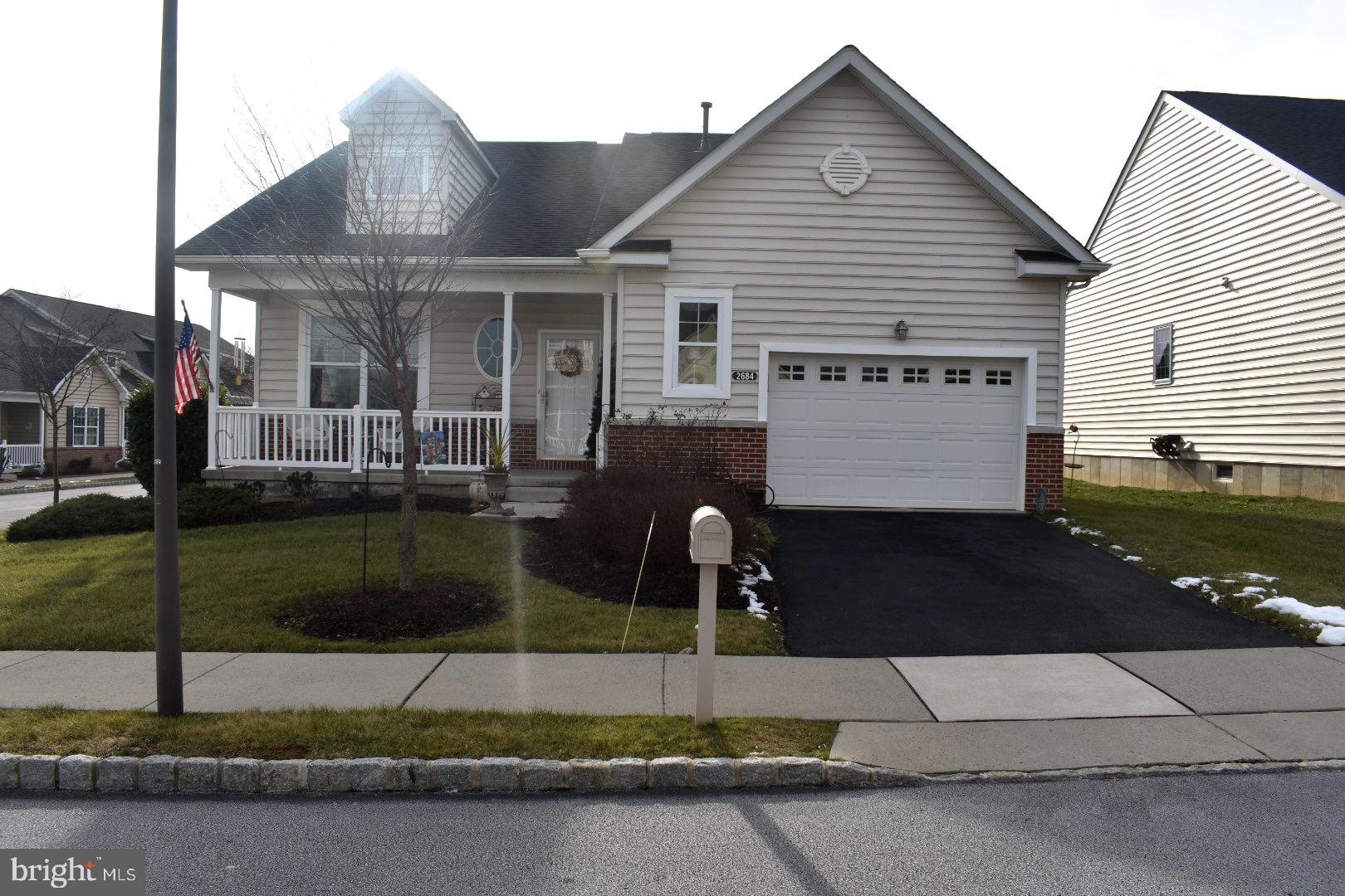 ARBOURS AT EAGLE POINT - Residential