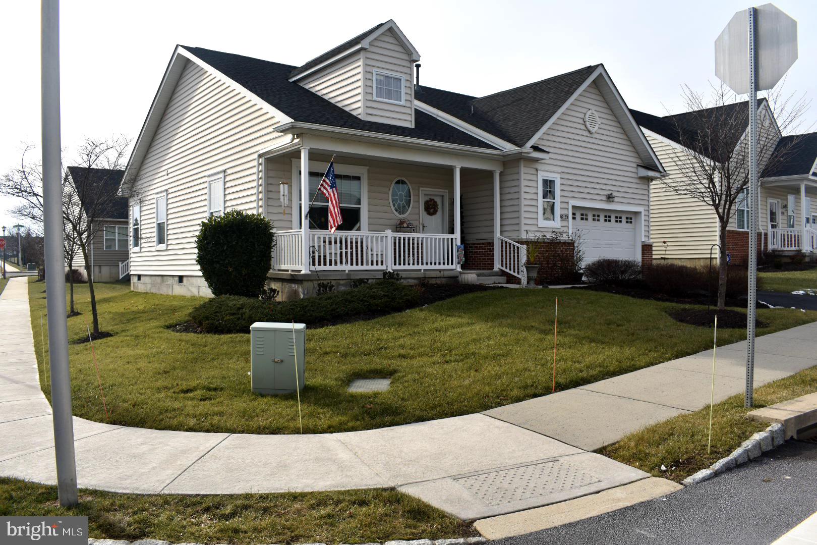 ARBOURS AT EAGLE POINT - Residential
