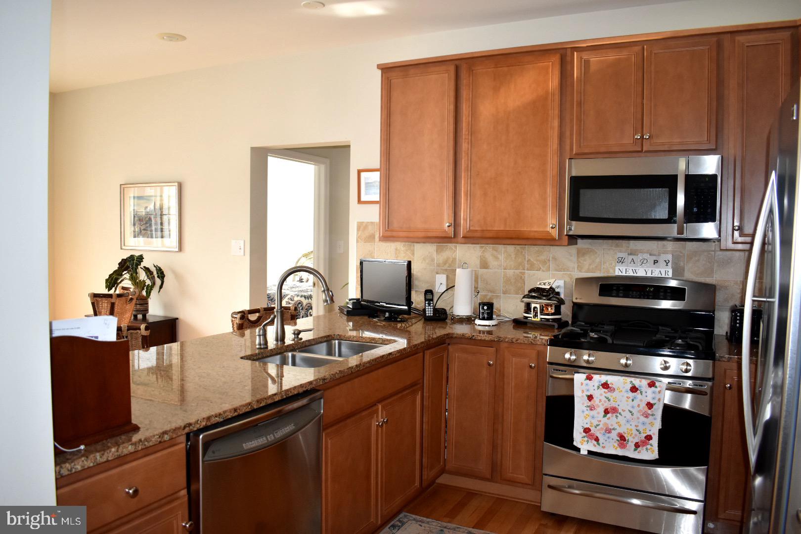 ARBOURS AT EAGLE POINT - Residential