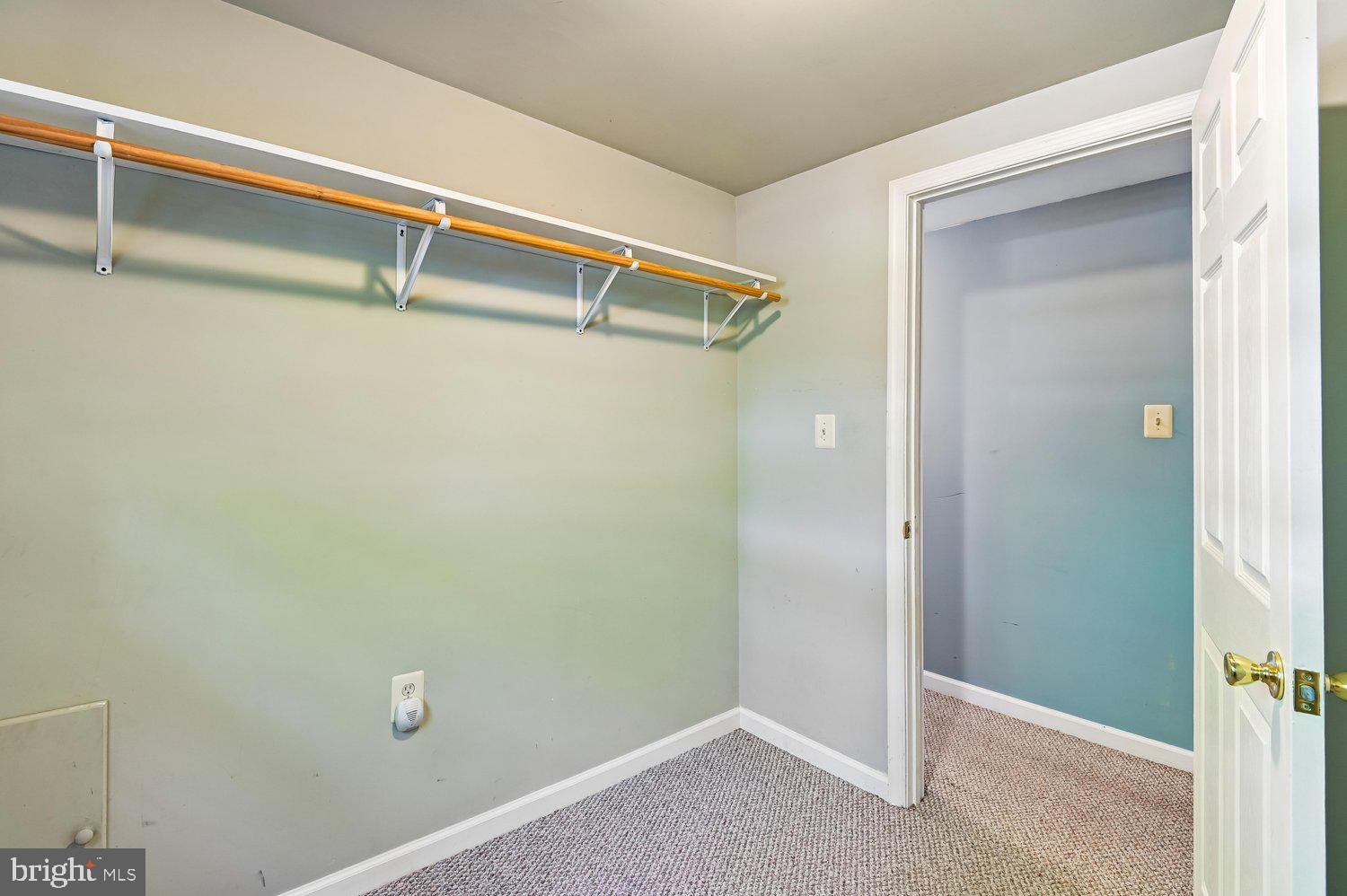WETHERSFIELD - Residential