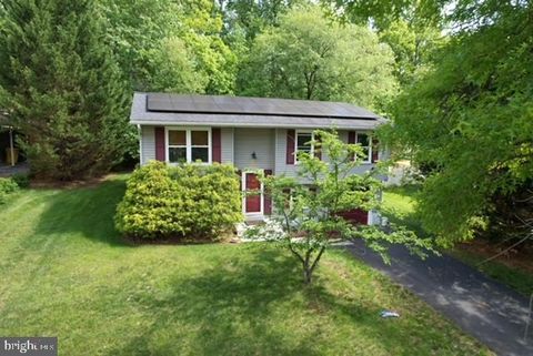 Photo of 307 Council Oak Dr, SEVERN, MD 21144 (MLS # MDAA2143646)