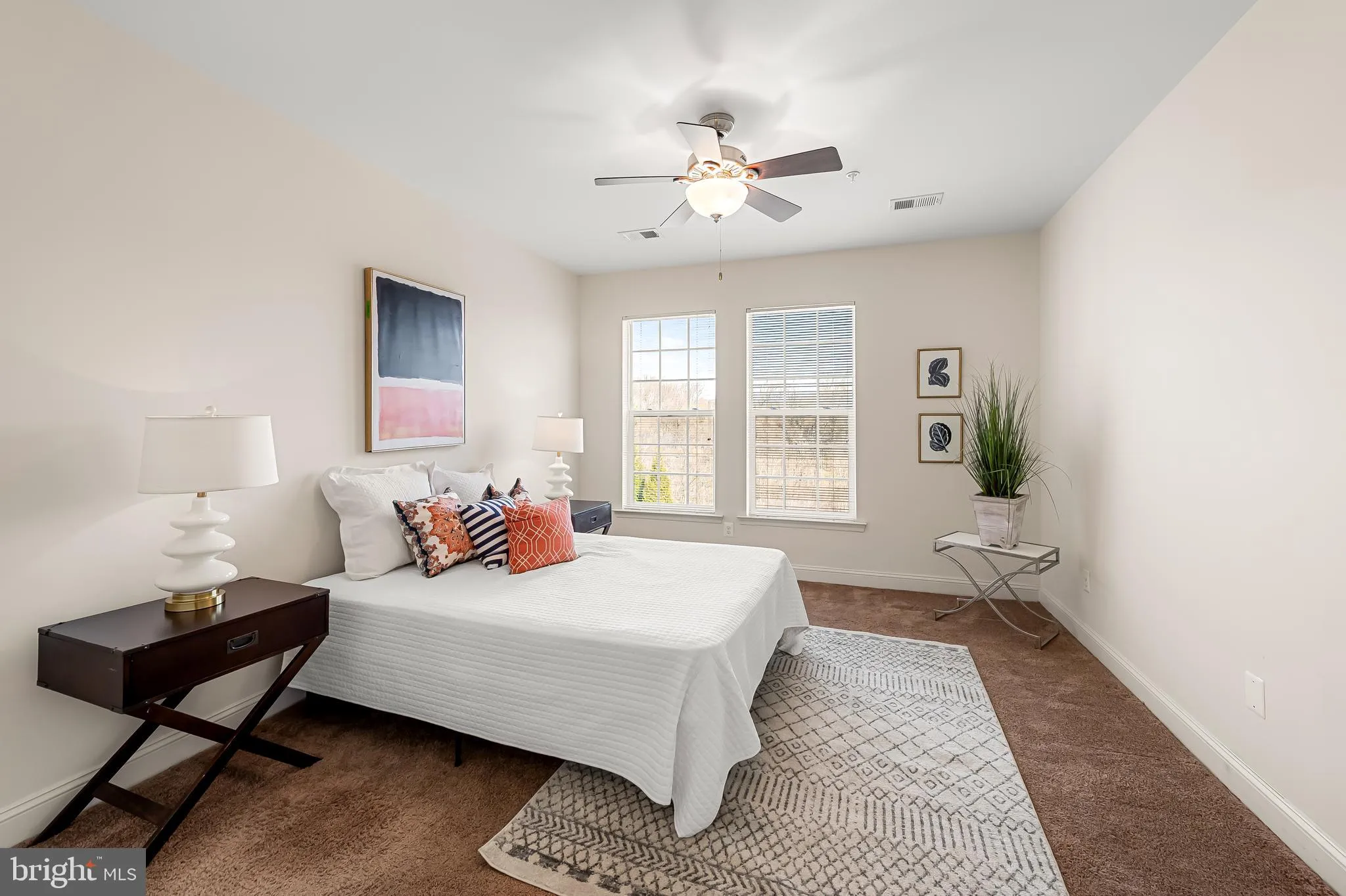 Baltimore, Maryland 21209, United States, 2 Bedrooms Bedrooms, ,2 BathroomsBathrooms,Residential,Active,88437