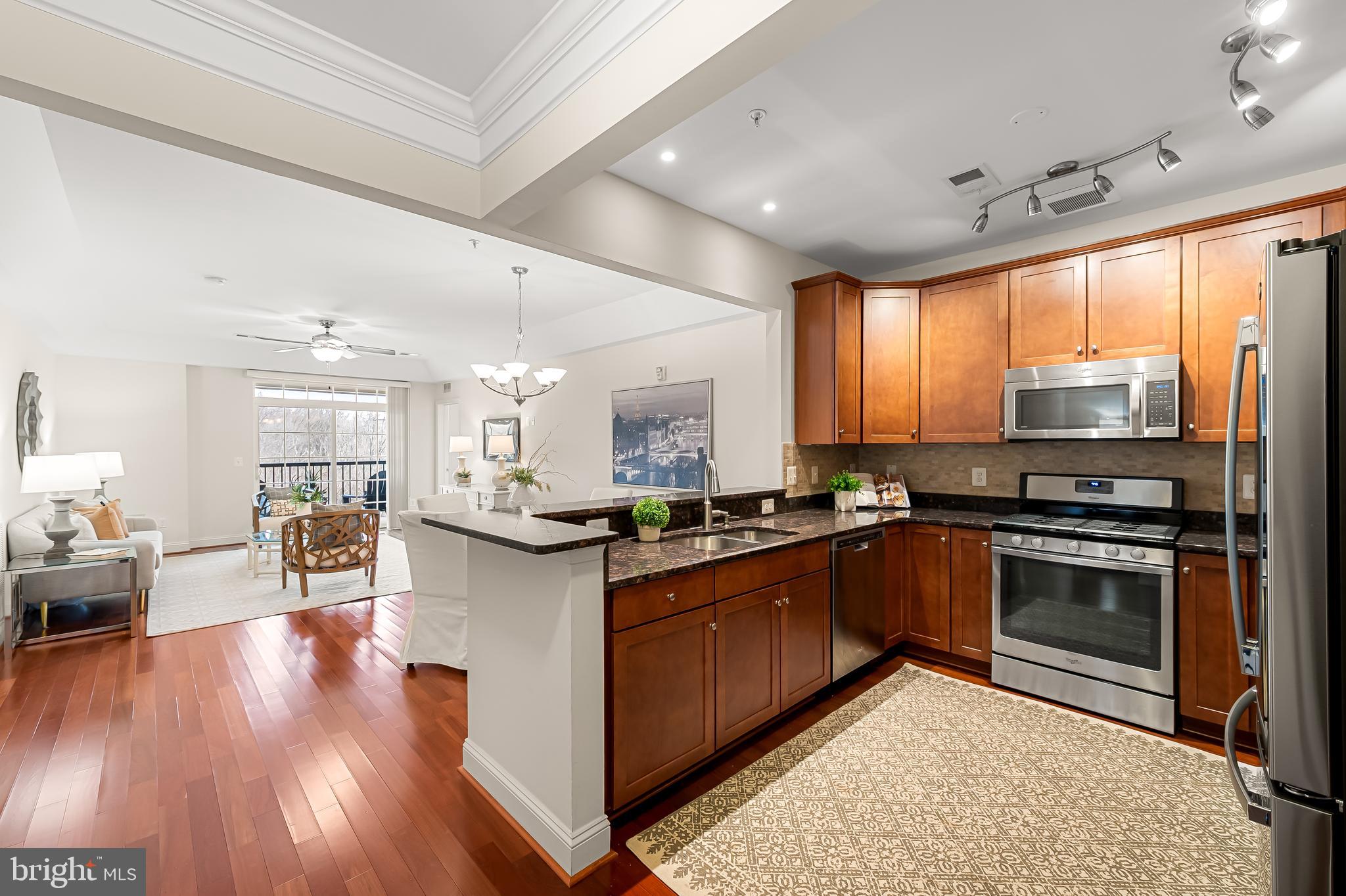 HIGHLANDS AT QUARRY LAKE - Residential