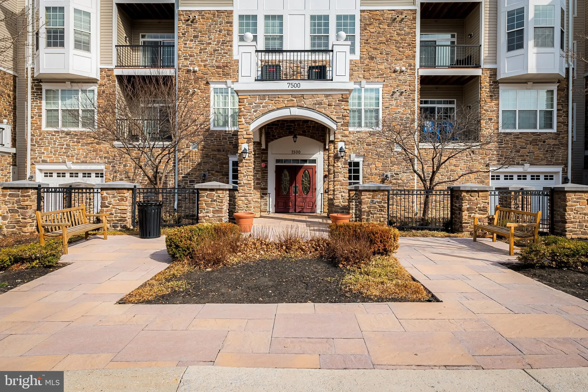 Baltimore, Maryland 21209, United States, 2 Bedrooms Bedrooms, ,2 BathroomsBathrooms,Residential,Active,88437