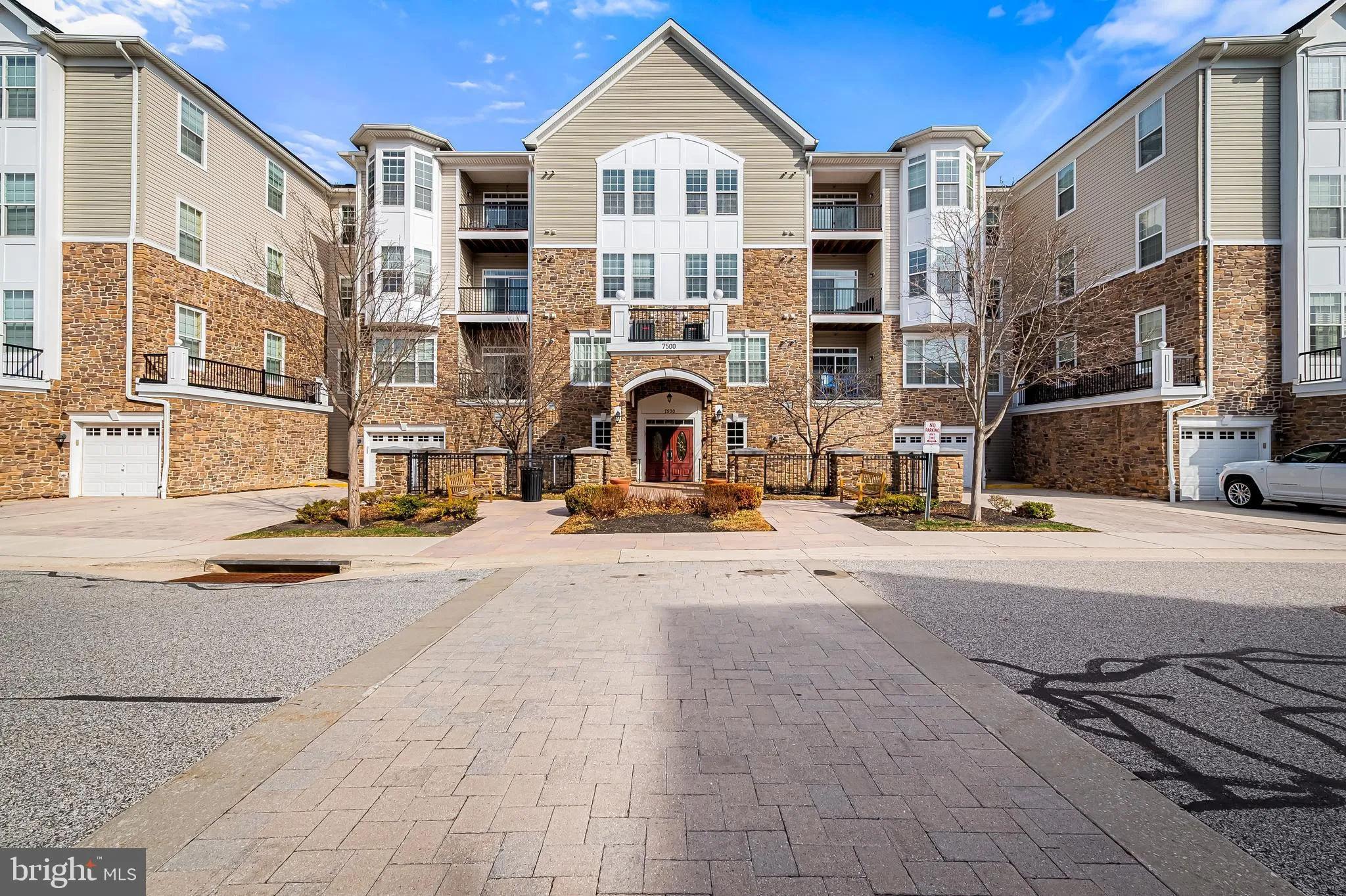 Baltimore, Maryland 21209, United States, 2 Bedrooms Bedrooms, ,2 BathroomsBathrooms,Residential,Active,88437