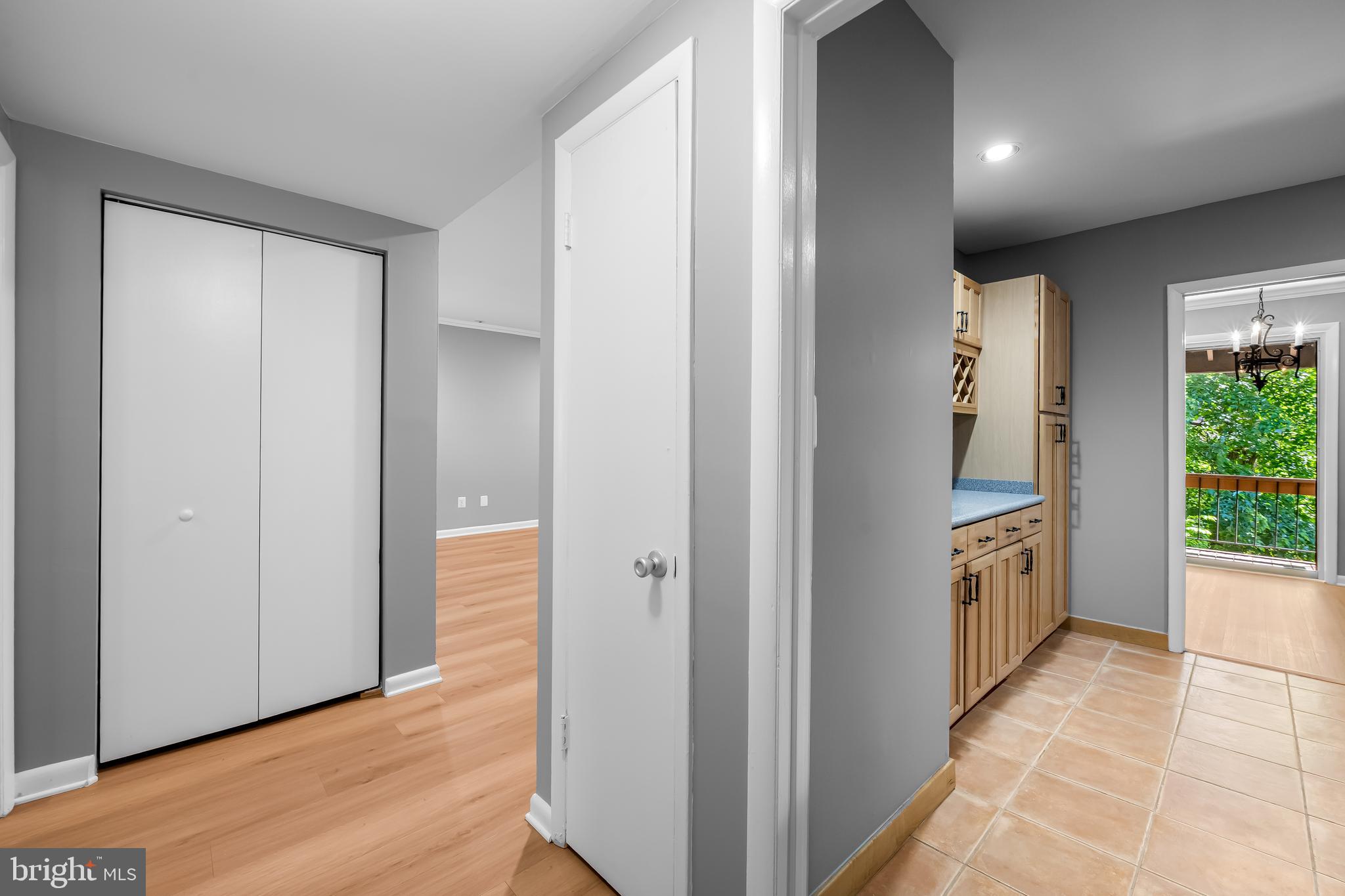 CROSS KEYS - Residential