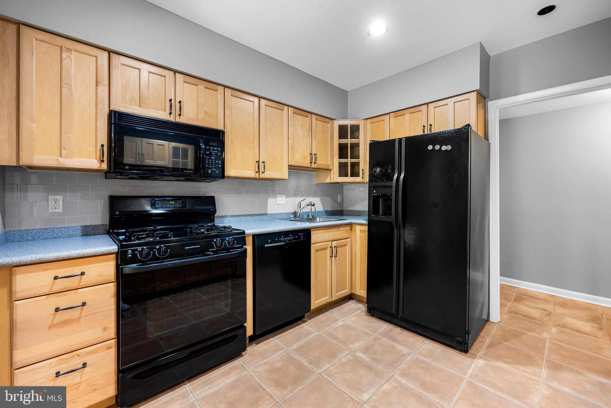 CROSS KEYS - Residential