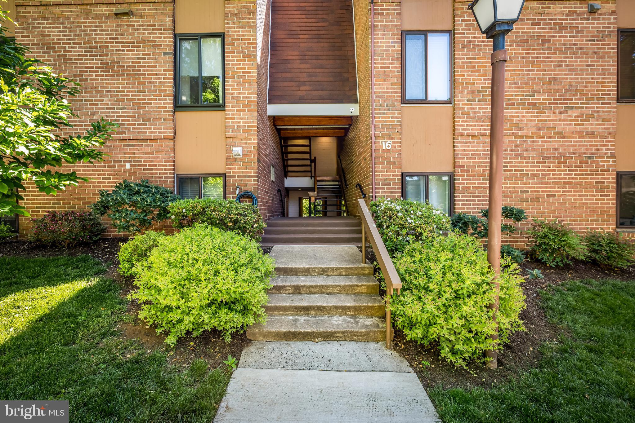 CROSS KEYS - Residential