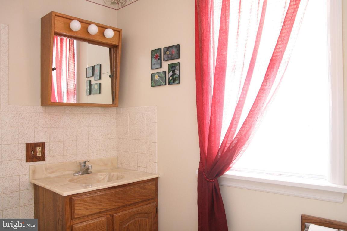 LANCASTER - Residential