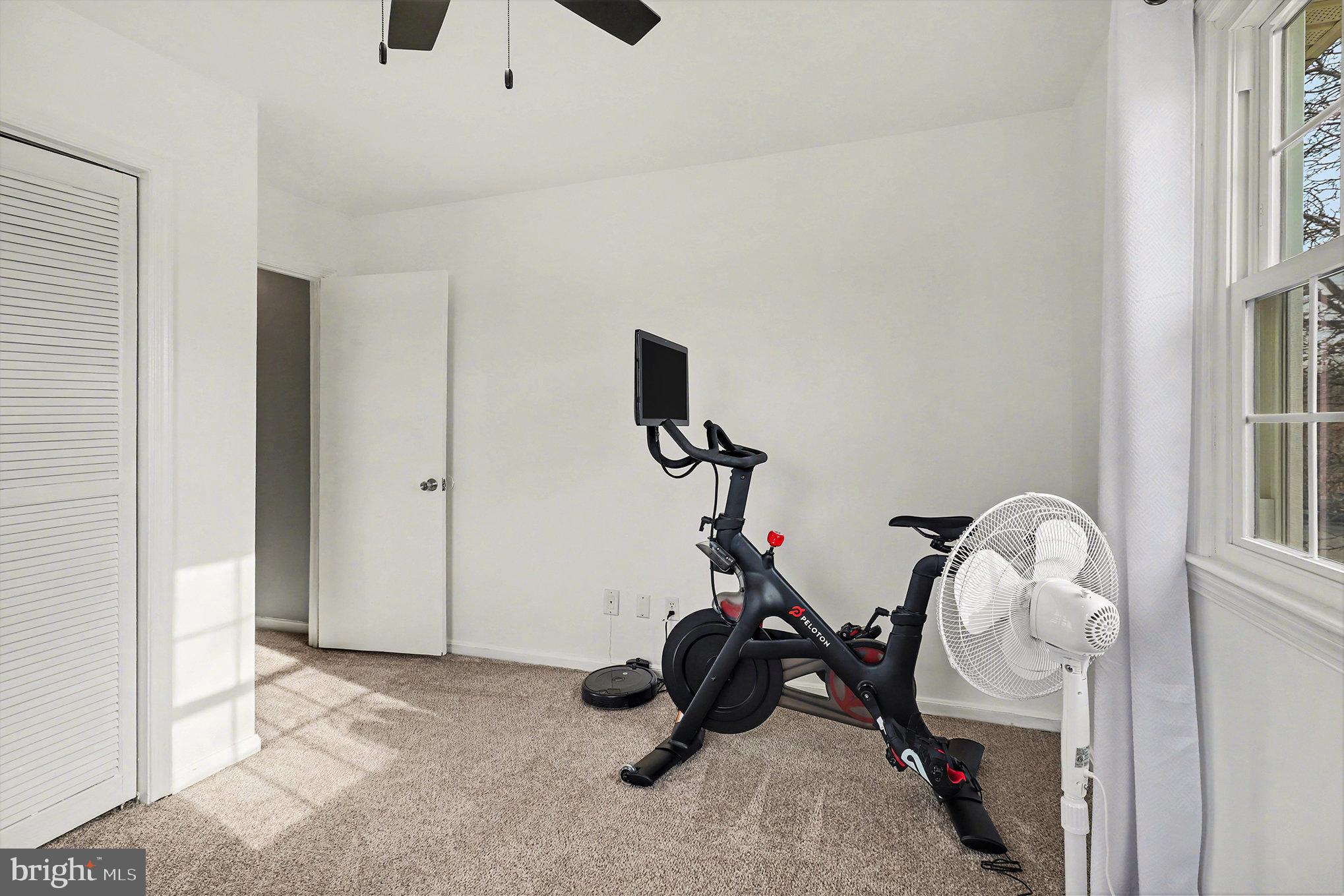 BERKELEY VILLAGE - Residential