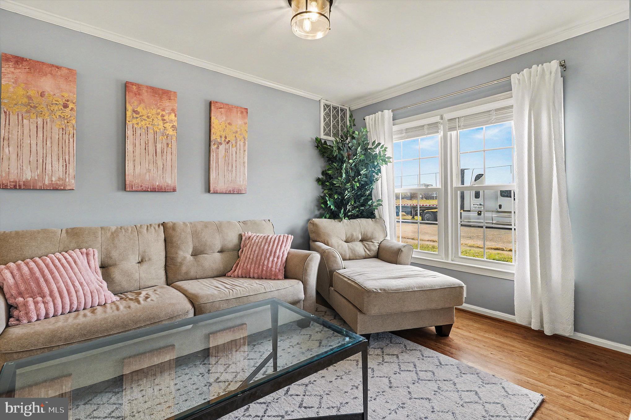 BERKELEY VILLAGE - Residential