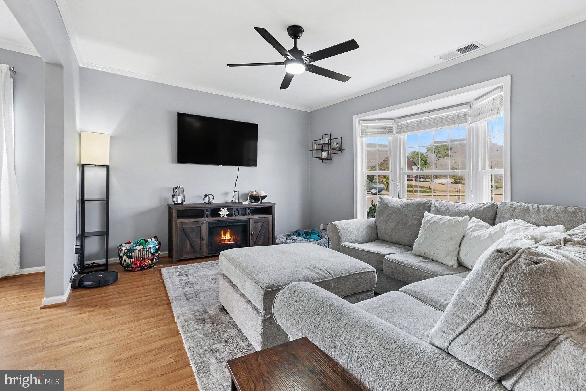 BERKELEY VILLAGE - Residential