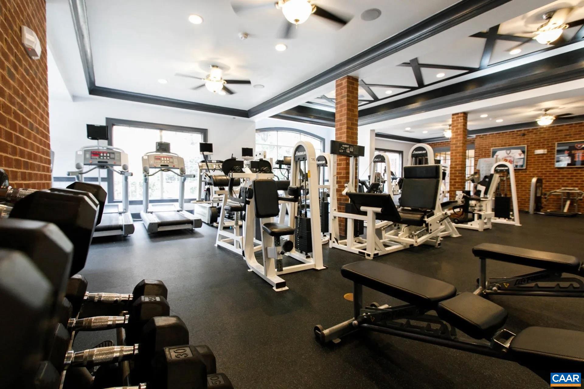 EAGLES LANDING - Residential