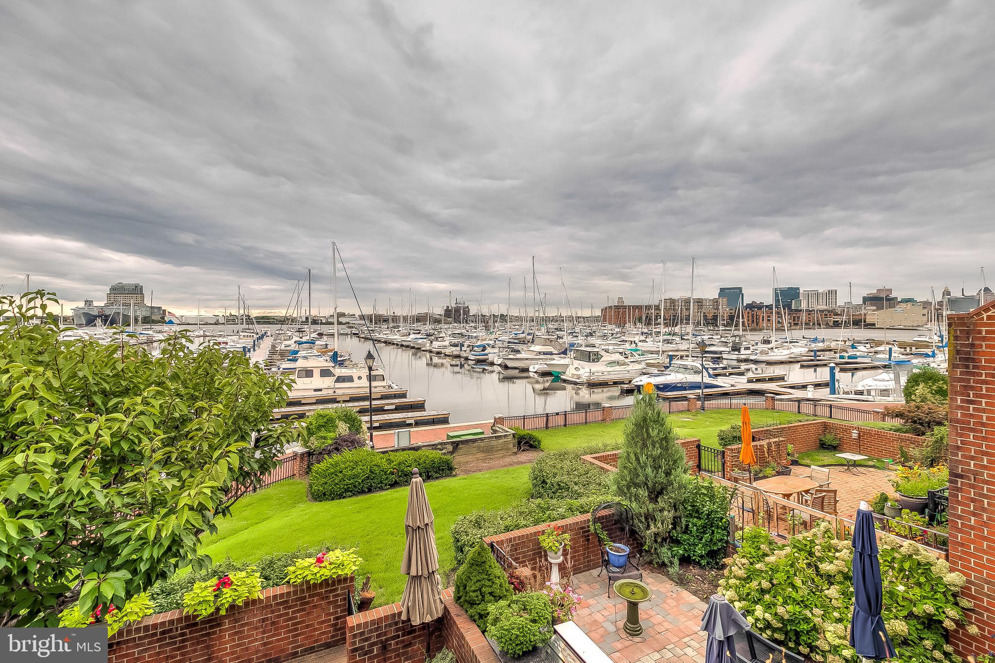 ANCHORAGE TOWERS - Residential