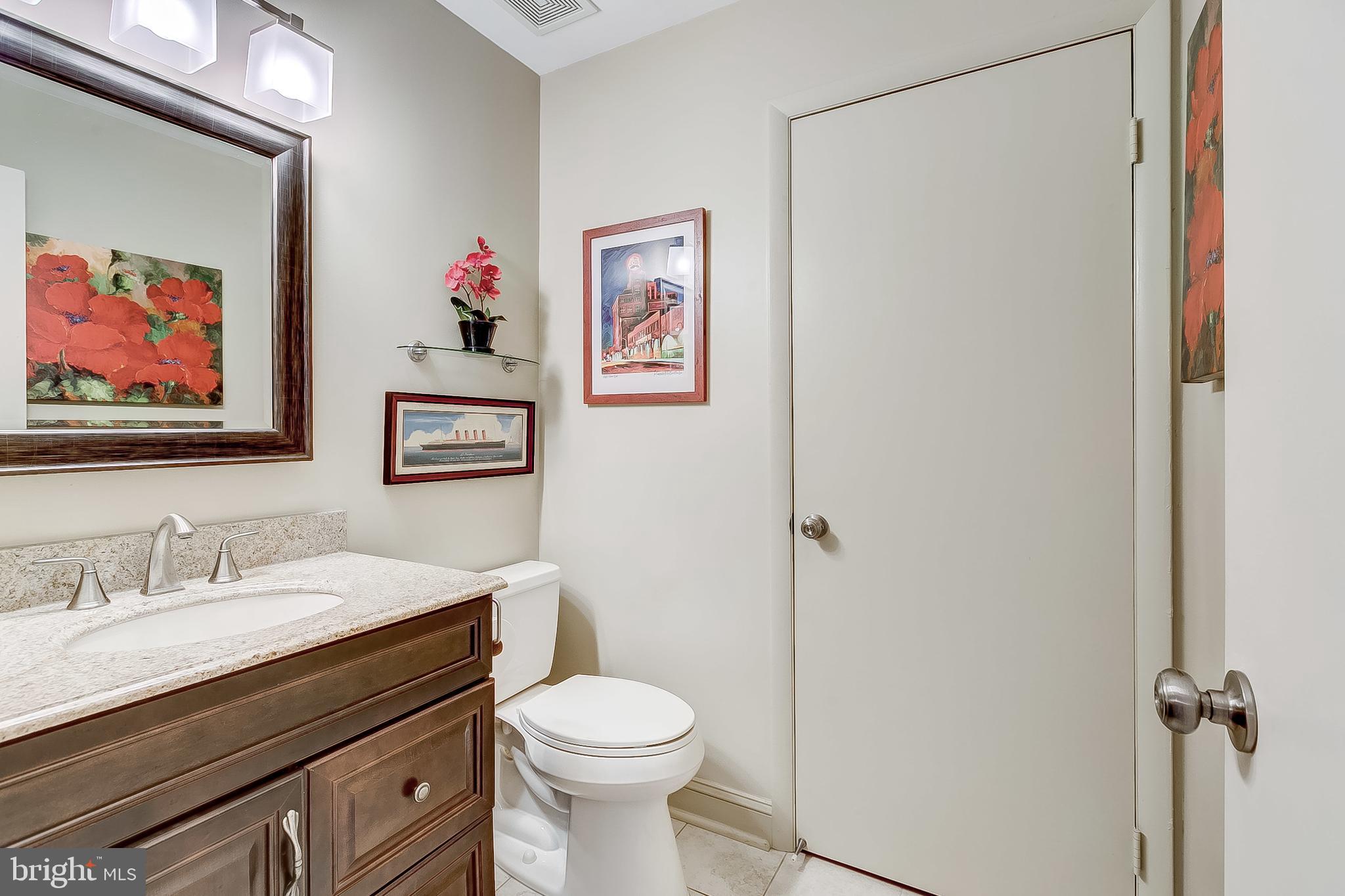 ANCHORAGE TOWERS - Residential