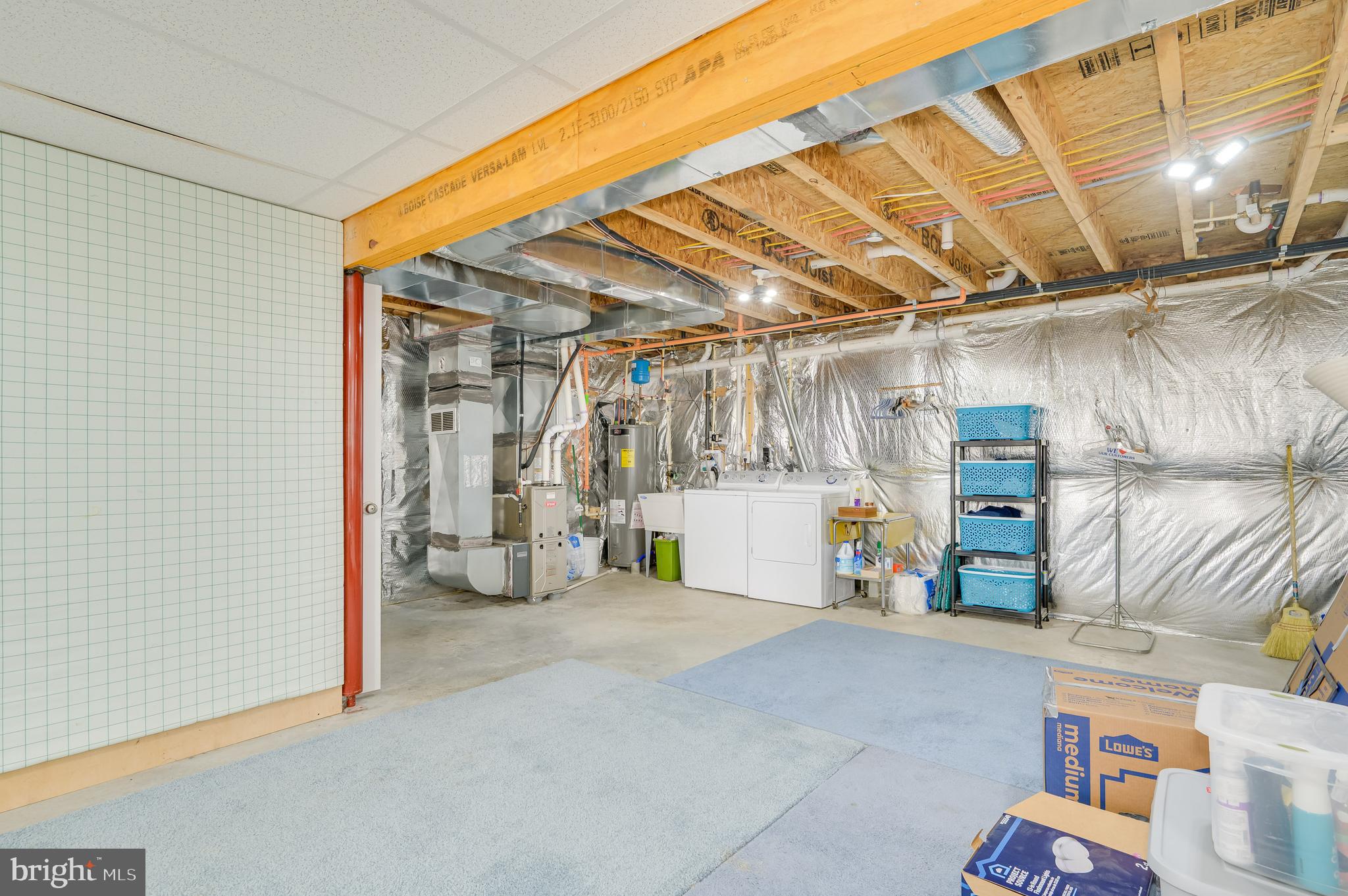 POTOMAC MANOR - Residential