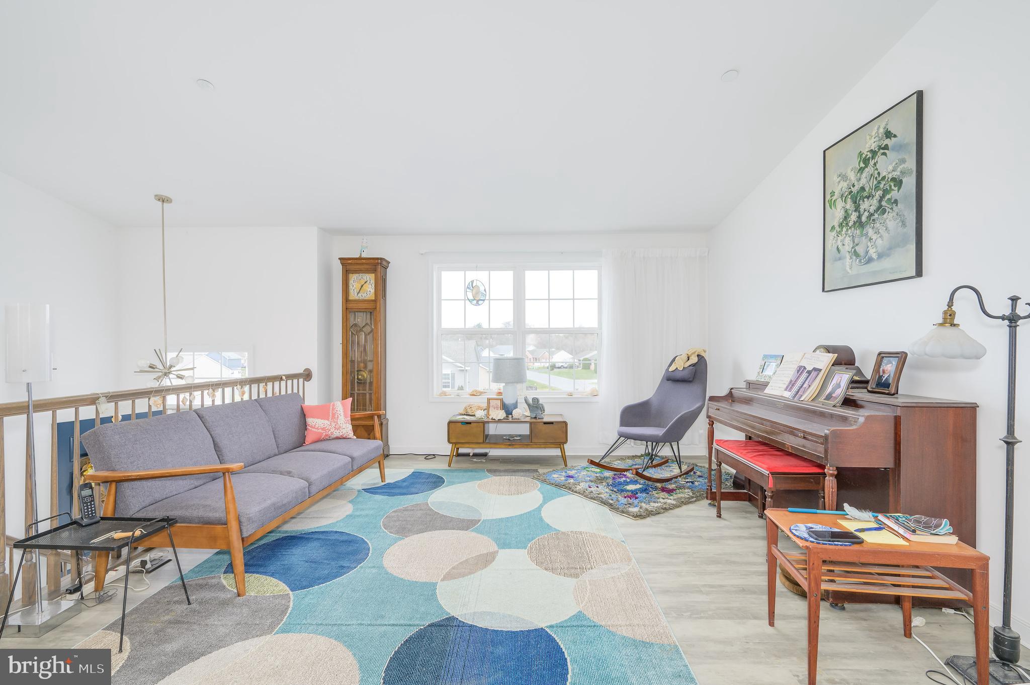 POTOMAC MANOR - Residential