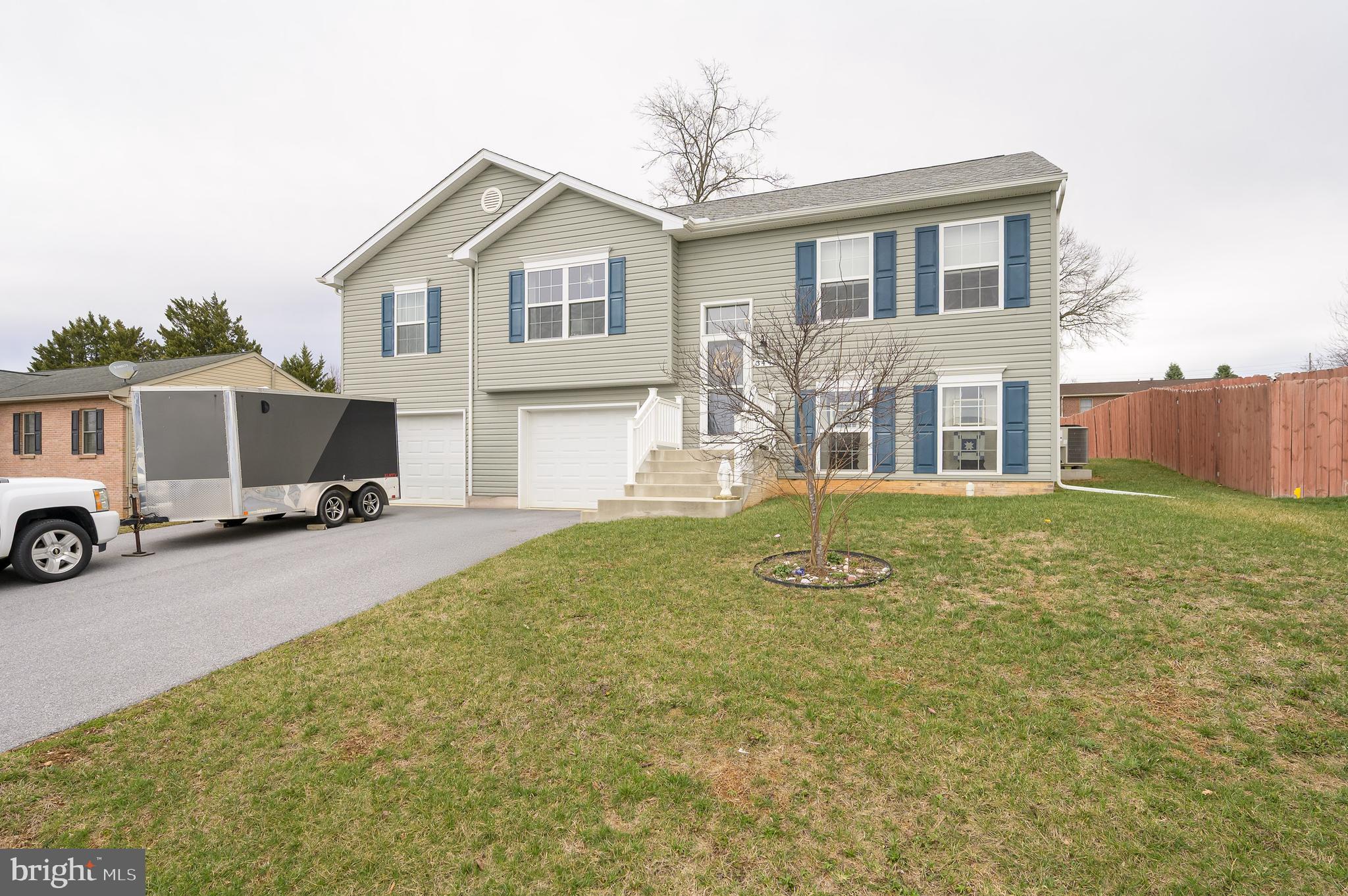 POTOMAC MANOR - Residential