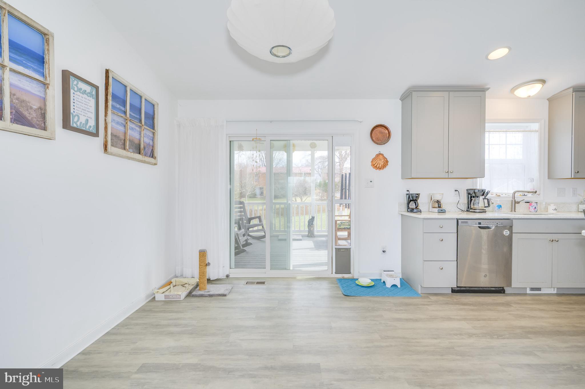 POTOMAC MANOR - Residential