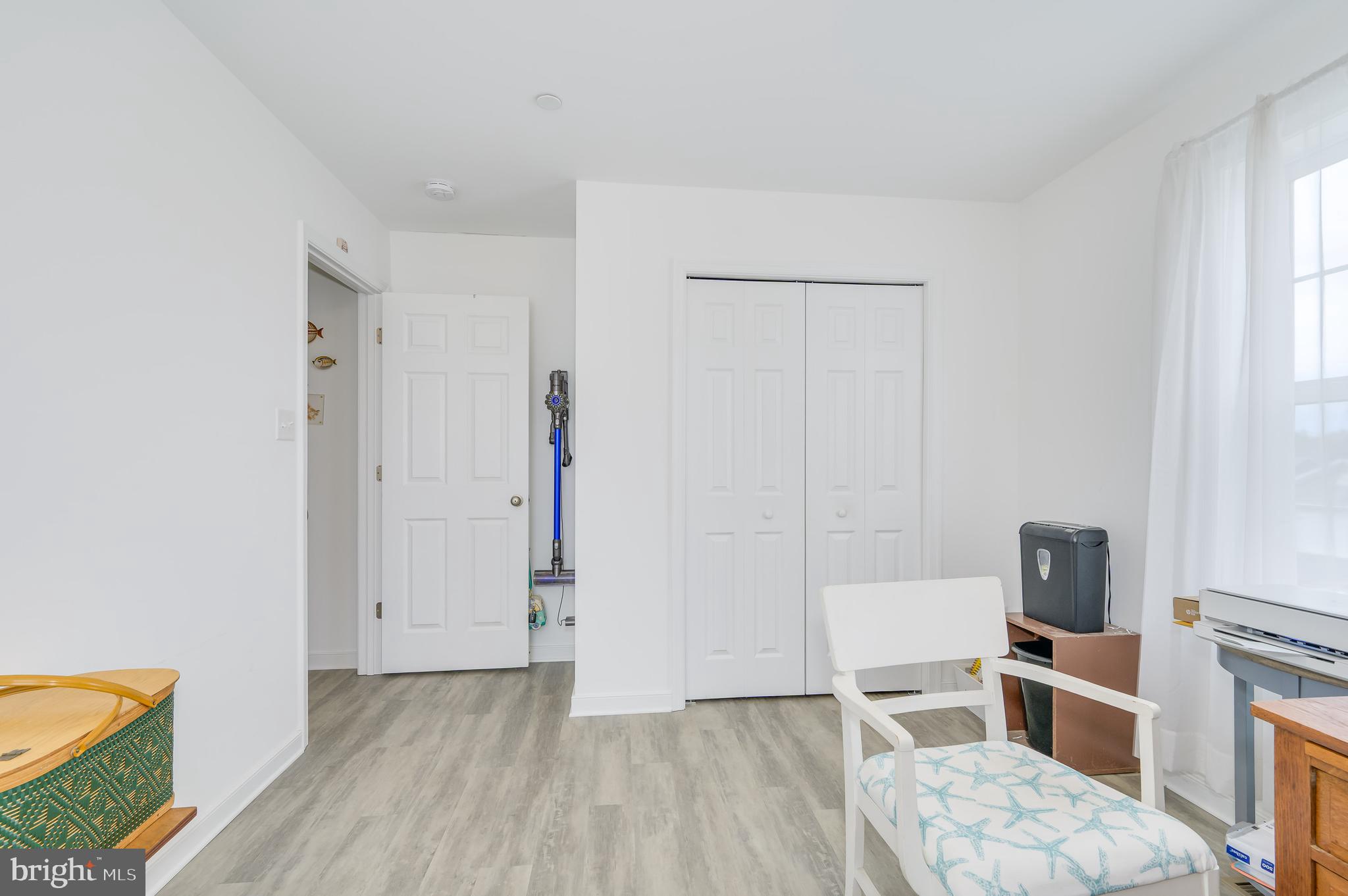 POTOMAC MANOR - Residential