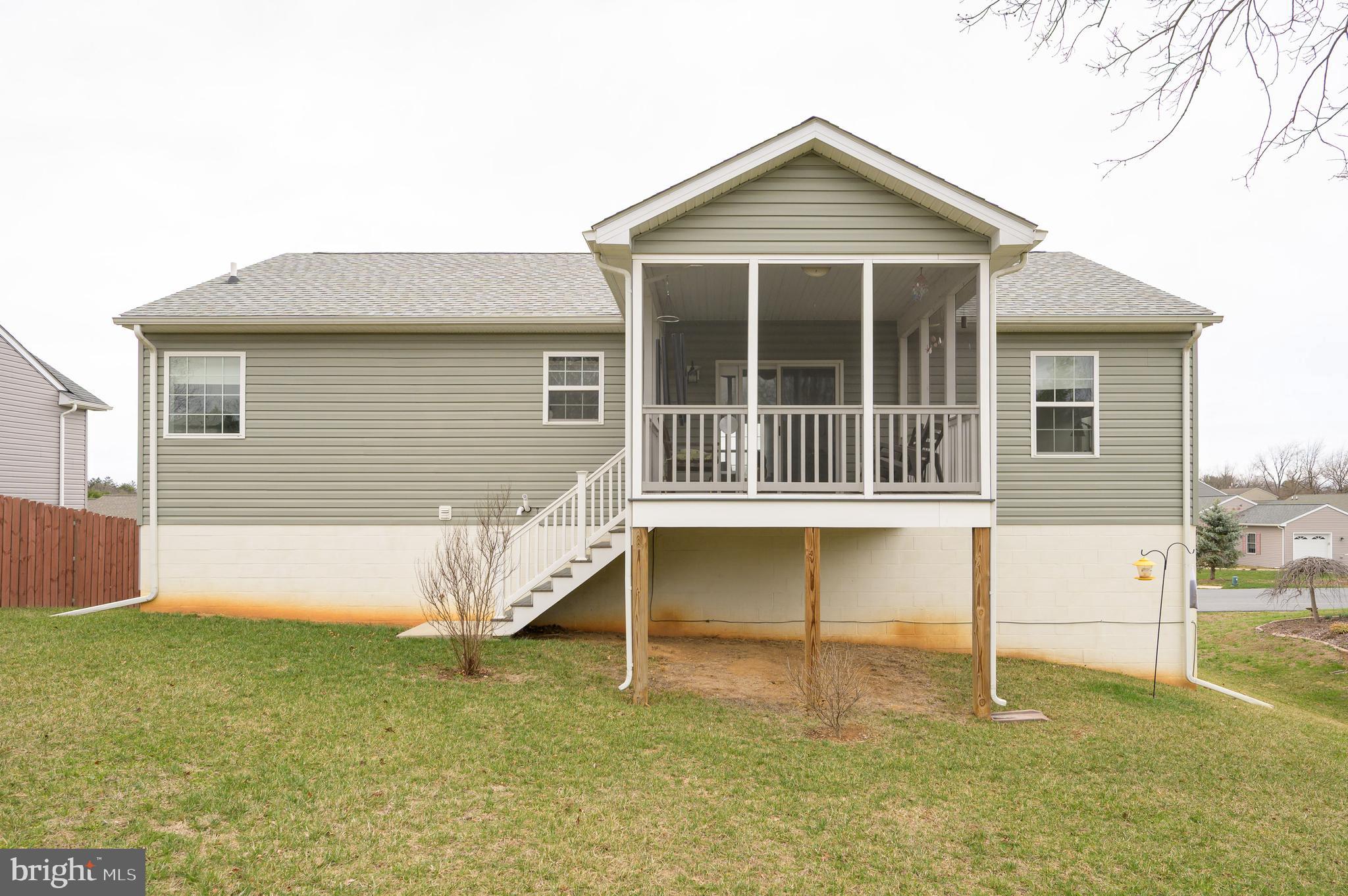 POTOMAC MANOR - Residential