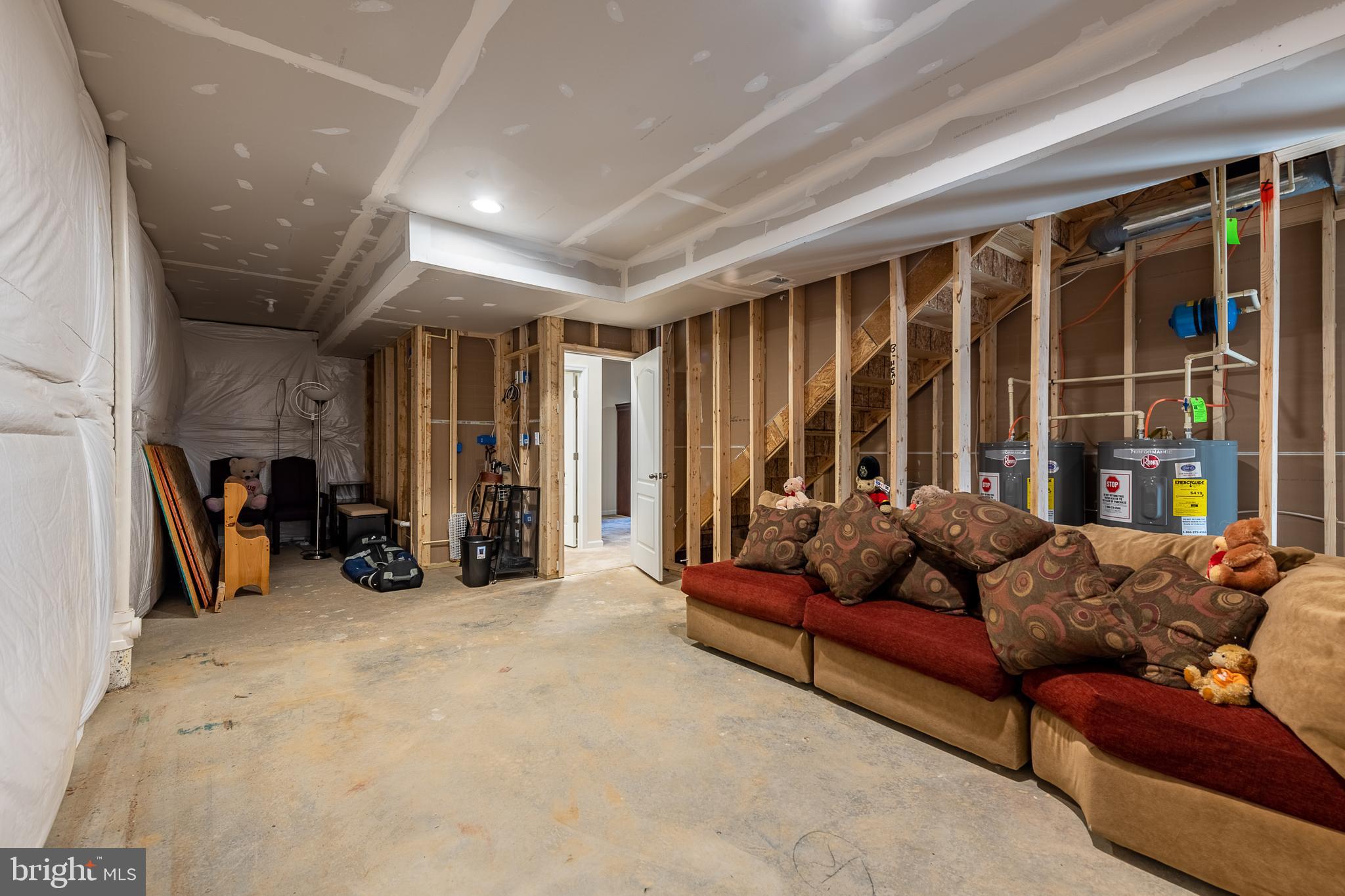 SPRINGDALE FARM - Residential