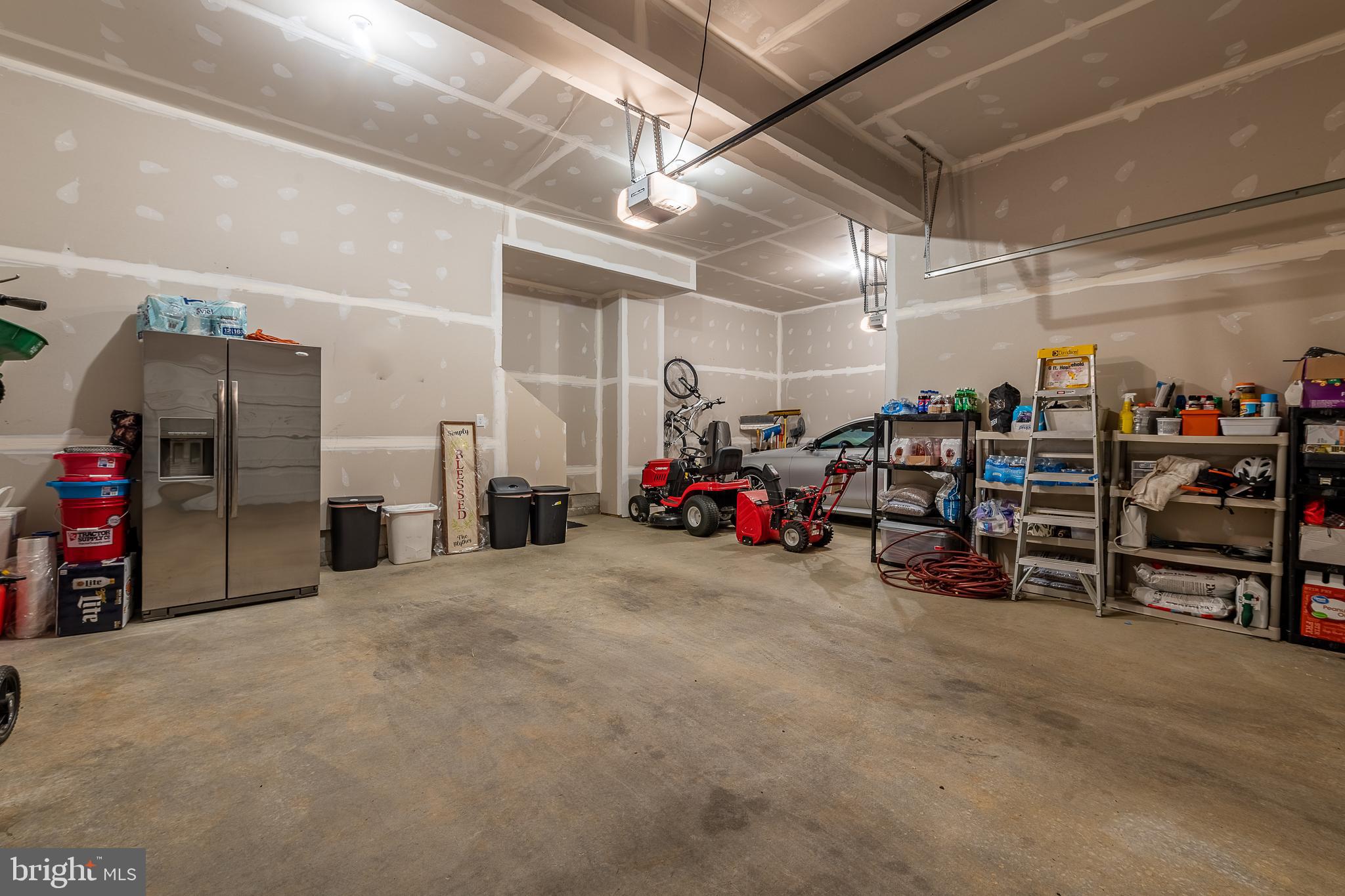 SPRINGDALE FARM - Residential