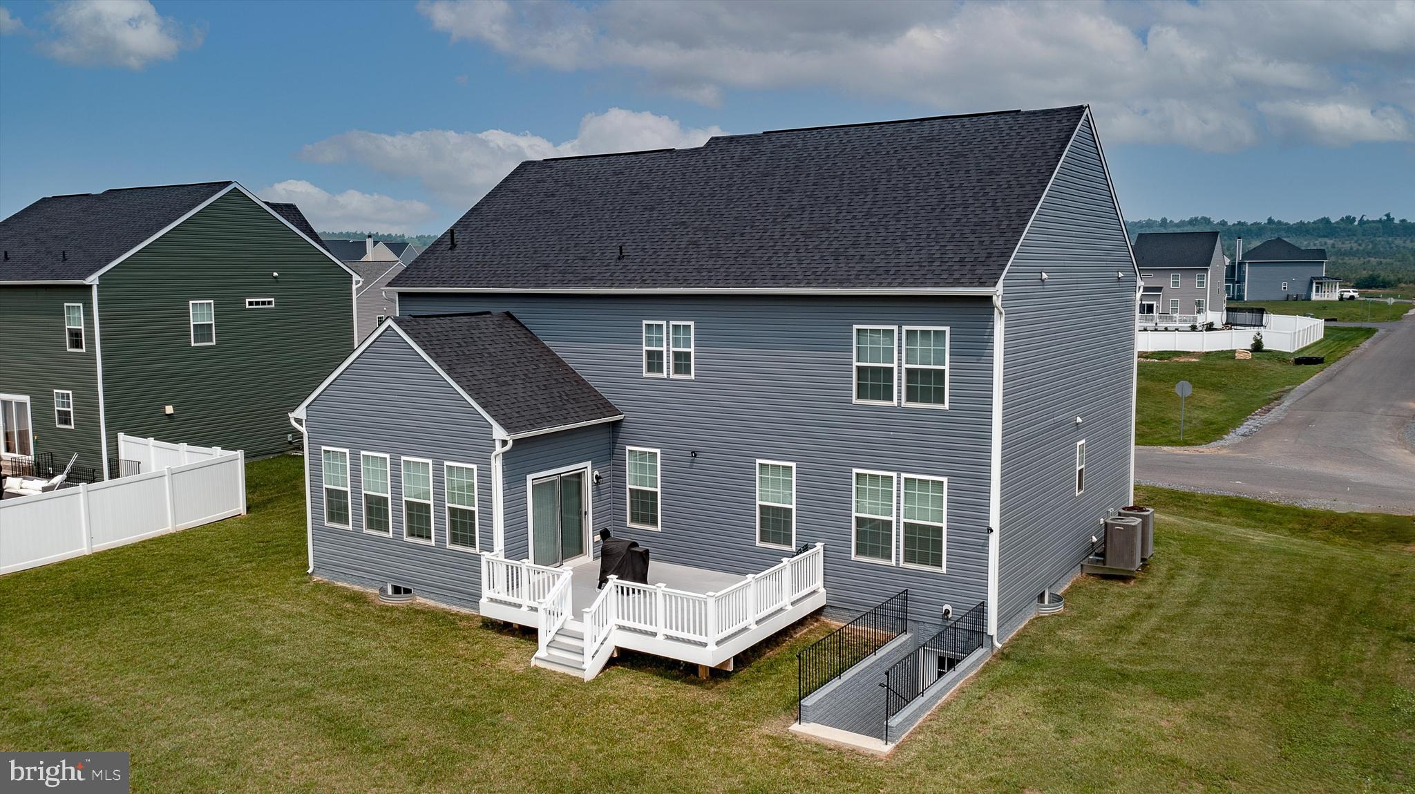 SPRINGDALE FARM - Residential