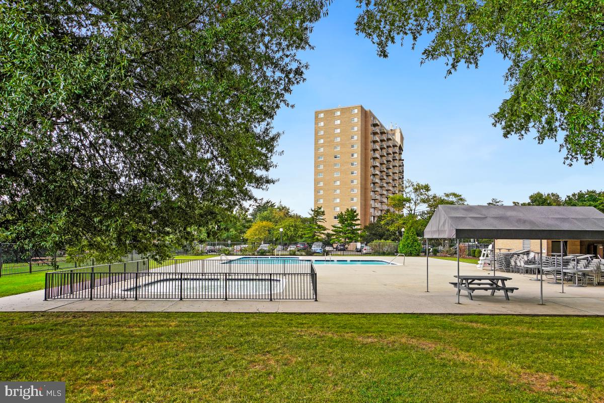 PARKFAIRFAX - Residential