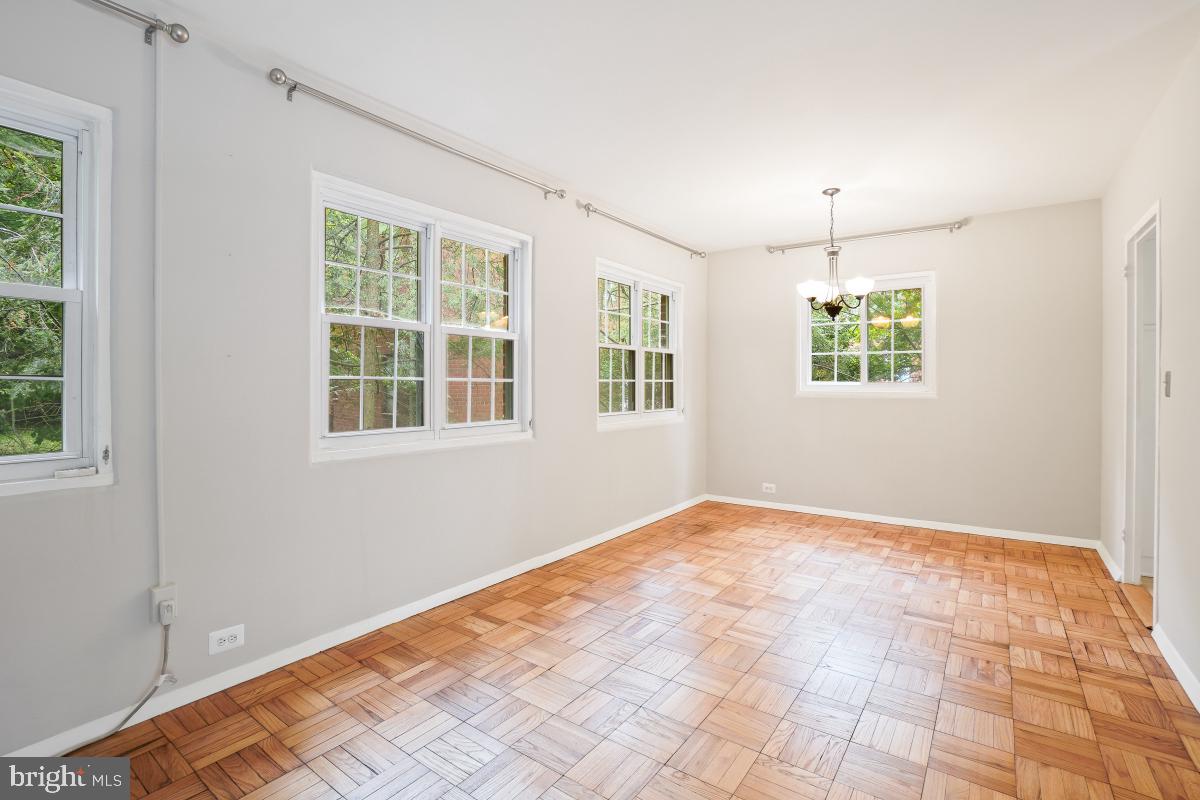 PARKFAIRFAX - Residential