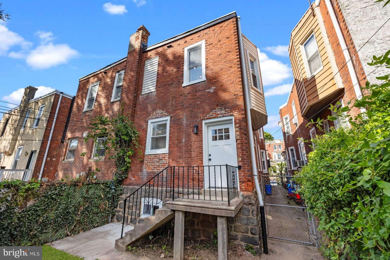 WEST PHILADELPHIA - Residential