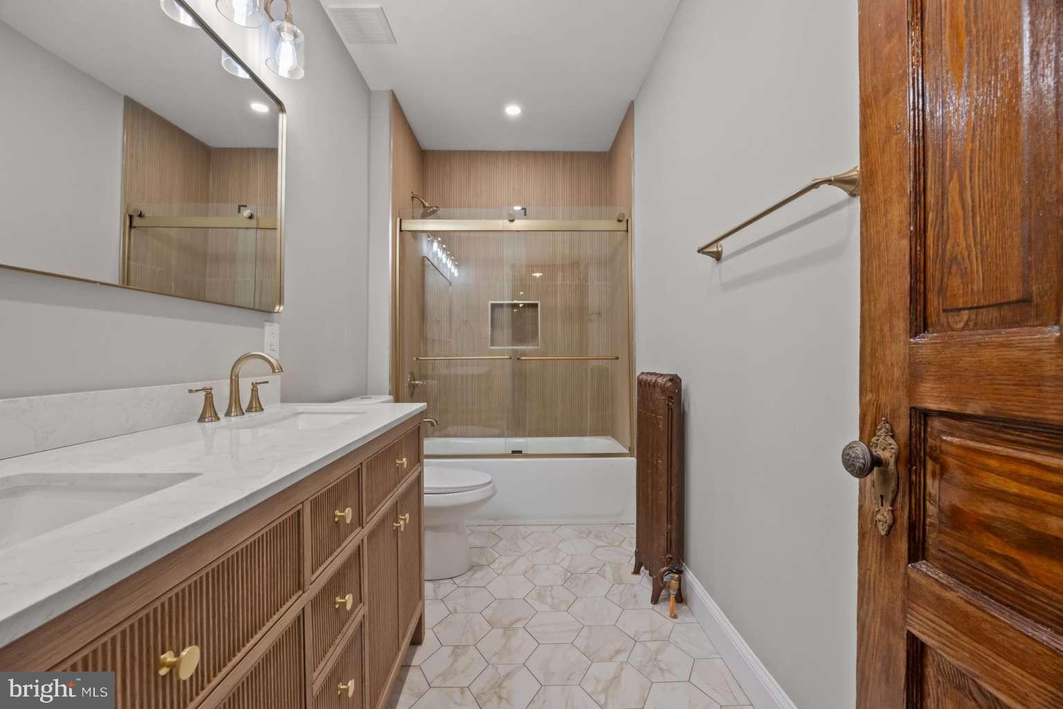 WEST PHILADELPHIA - Residential