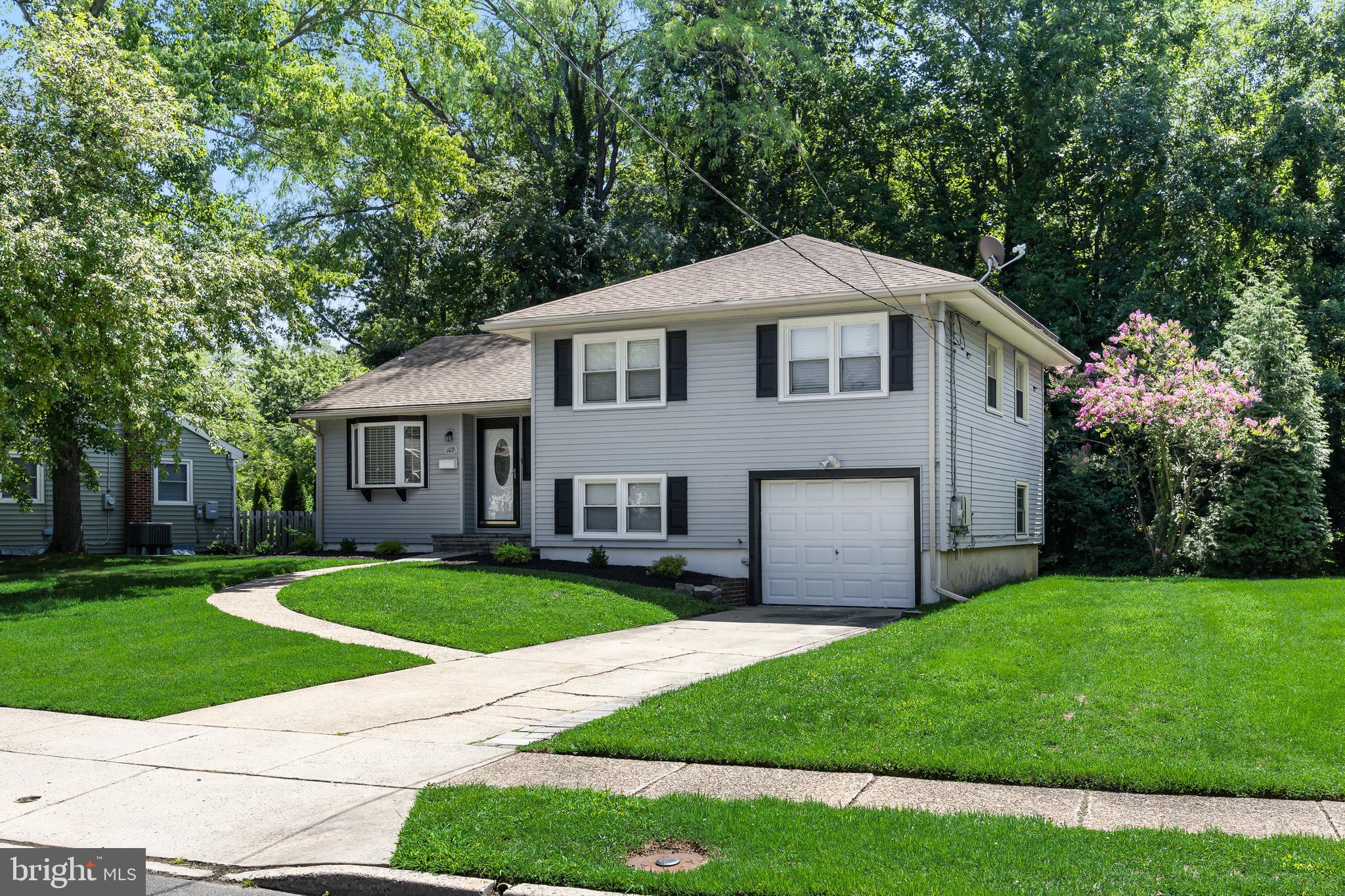 103 KENWOOD DRIVE