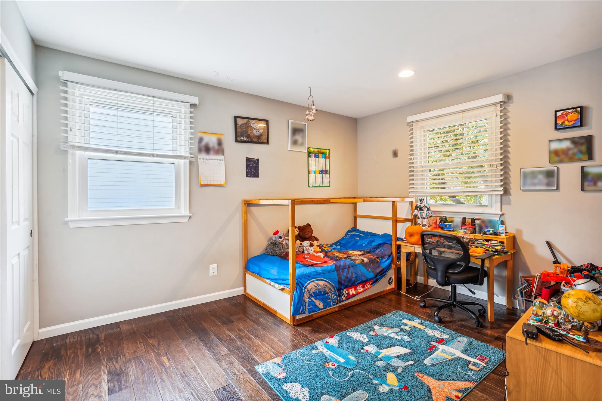 VIENNA WOODS - Residential