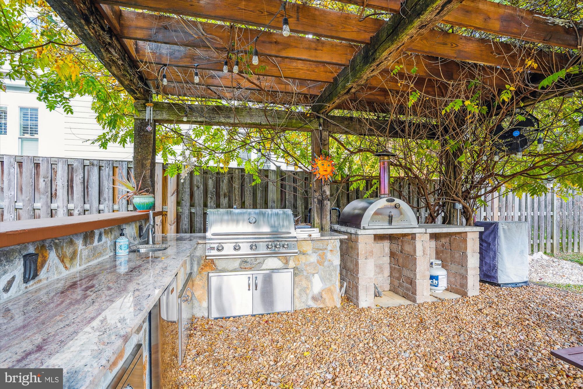 VIENNA WOODS - Residential